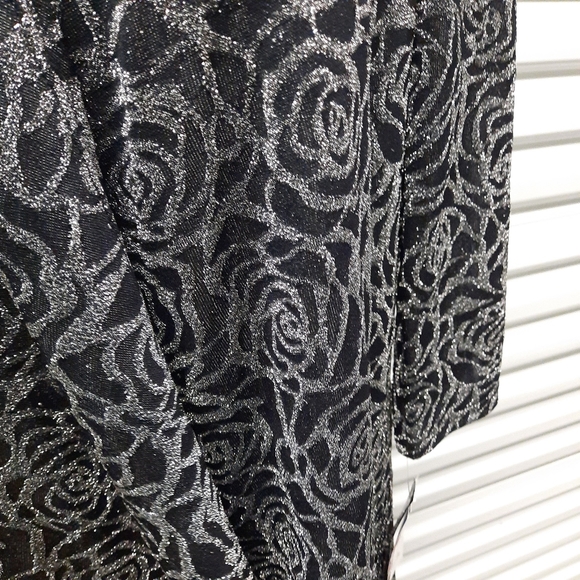 R & M Richards Silver Jacket - Picture 4 of 10